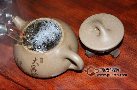 茶葉“泡沫”有益無害，不要掉進誤區